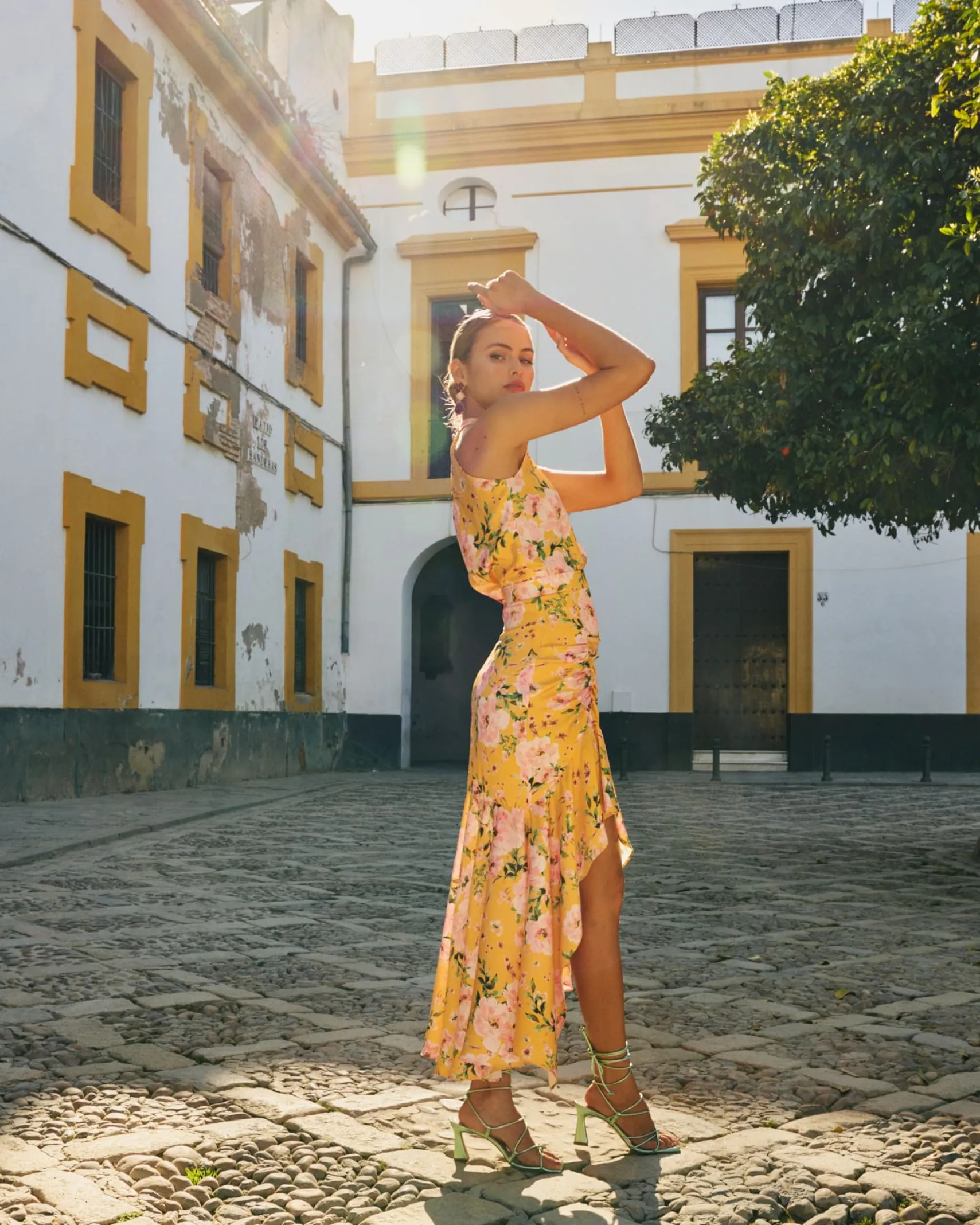 Miphai Blusa Elsa Estampado Floral Amarillo