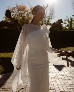 Miphai Capa Gala Blanca