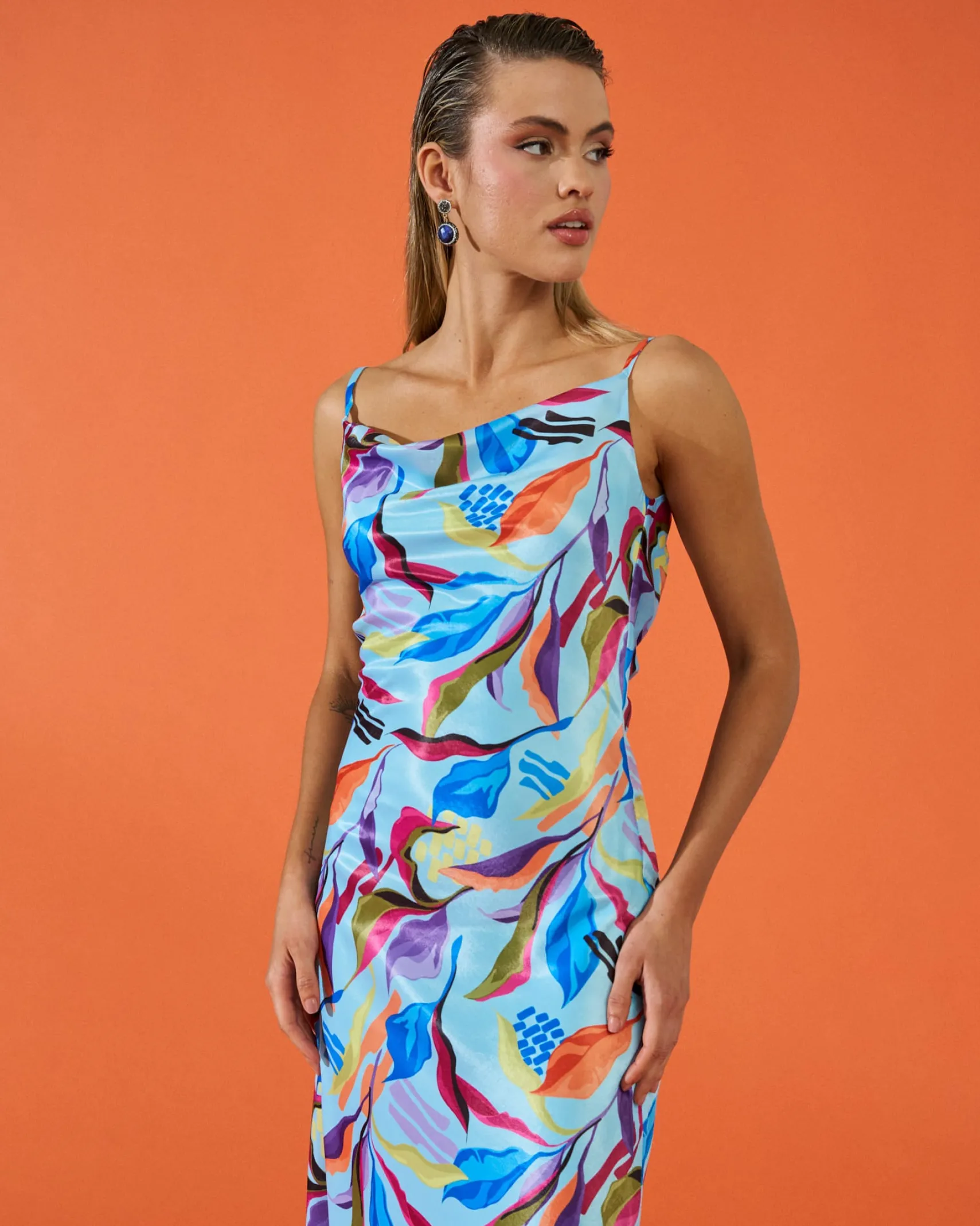 Miphai Vestido Hera Estampado Tropical